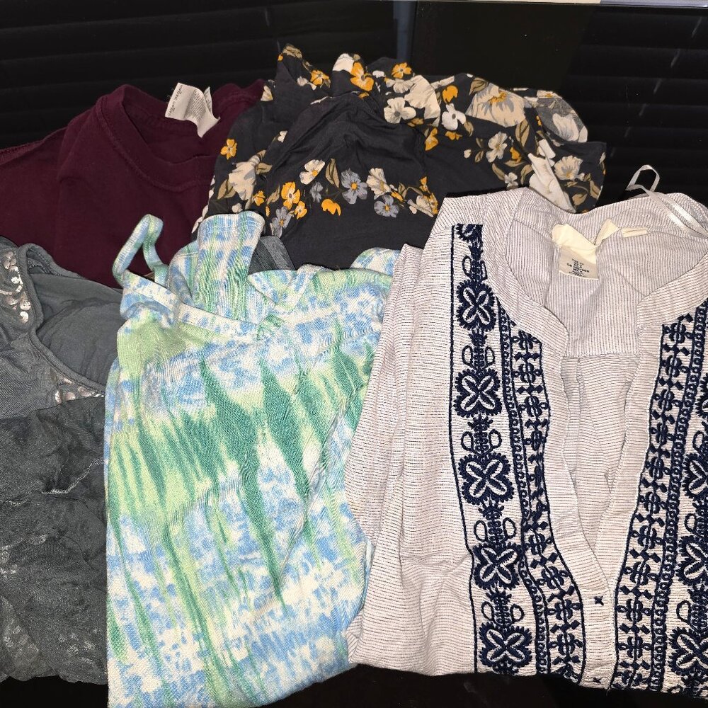 Women's Clothing Bundle Size Small